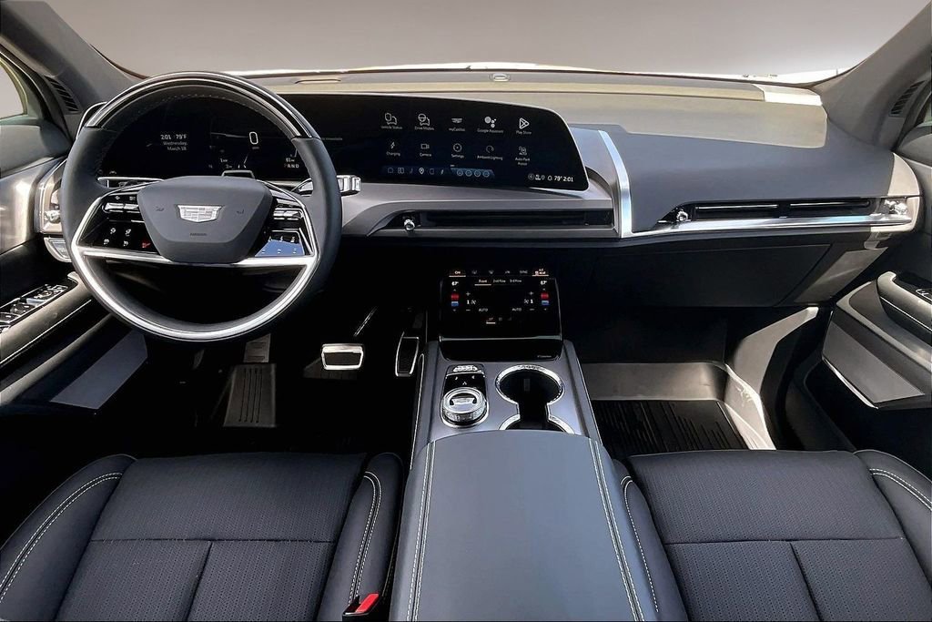 New 2026 Cadillac Vistiq Sport w/ LPO, Floor Liner Package AWD/4WD image 5