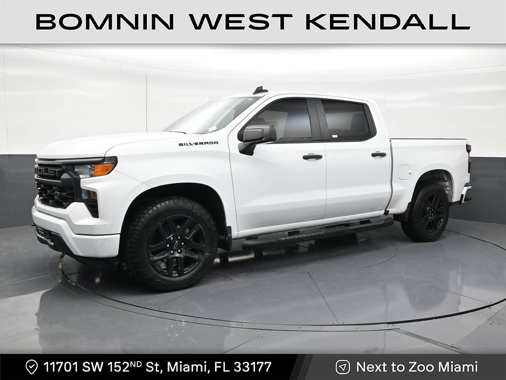 Used 2024 Chevrolet Silverado 1500 Custom w/ Turbomax Blackout Package RWD image 1