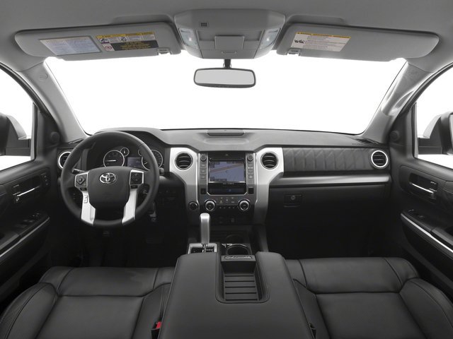 Used 2017 Toyota Tundra 4x4 CrewMax image 4