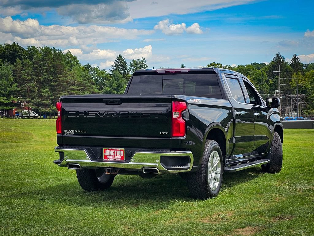 Used 2023 Chevrolet Silverado 1500 LTZ w/ LTZ Premium Package AWD/4WD image 4