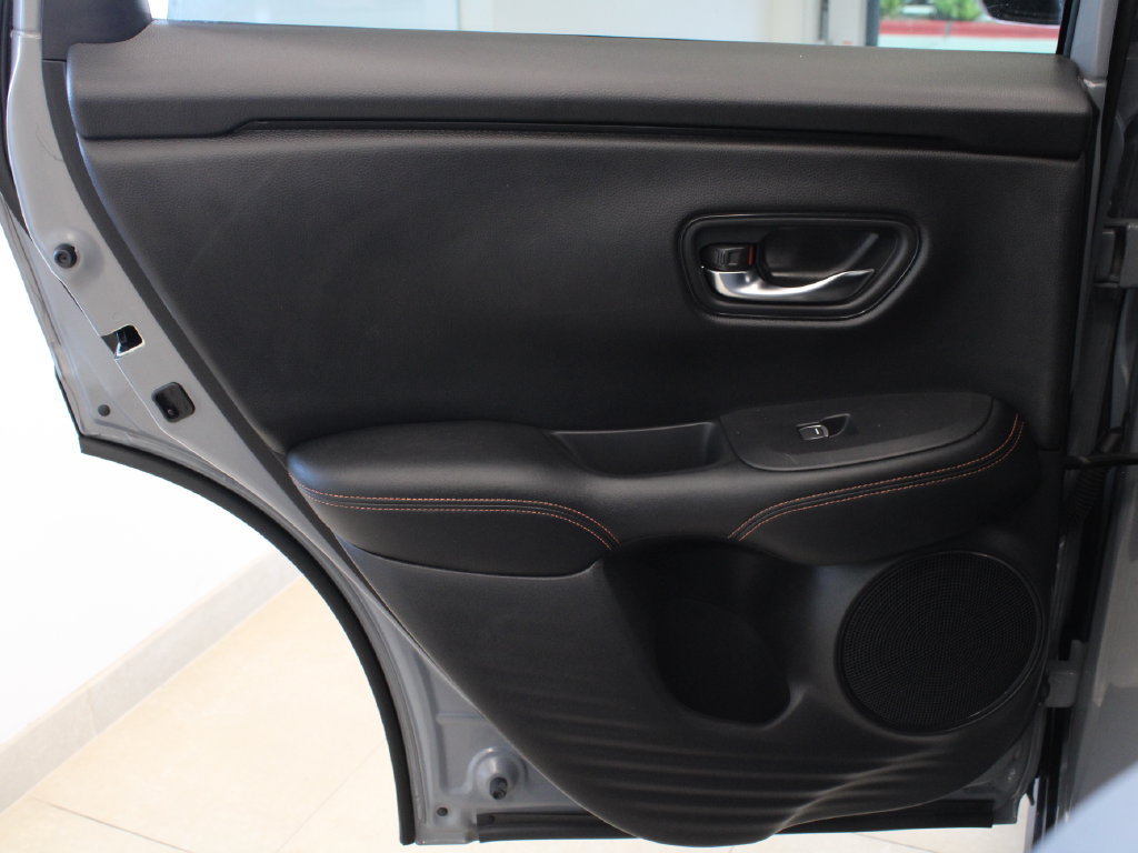 Used 2023 Honda HR-V Sport image 31