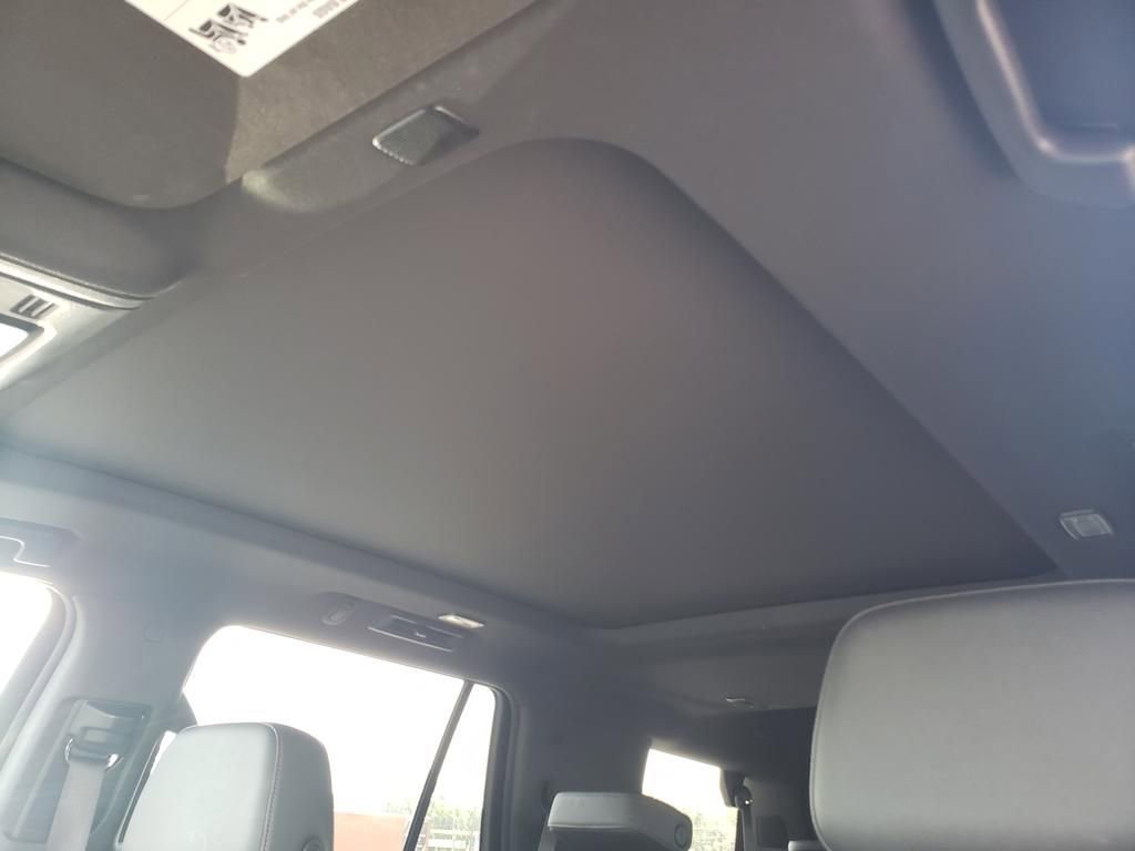 Used 2022 Chevrolet Tahoe LT w/ LT Signature Package image 26