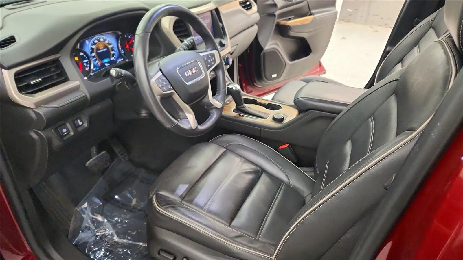 Used 2017 GMC Acadia Denali w/ Technology Package image 22