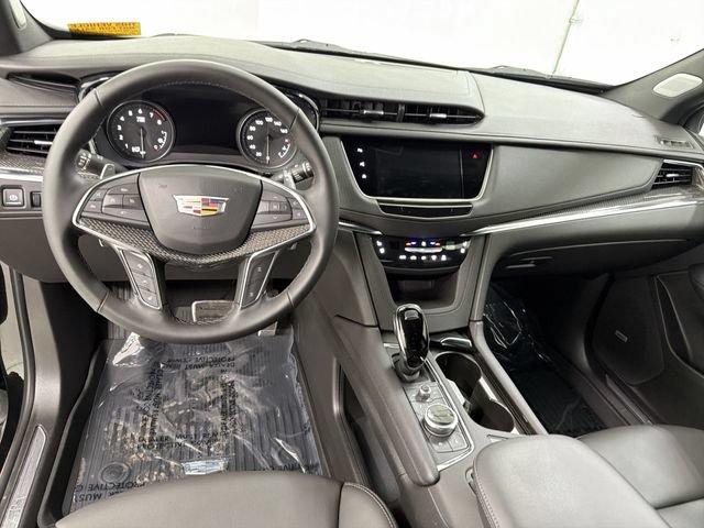 Certified 2026 Cadillac XT5 Sportv w/ LPO, Floor Liner Package AWD/4WD image 22