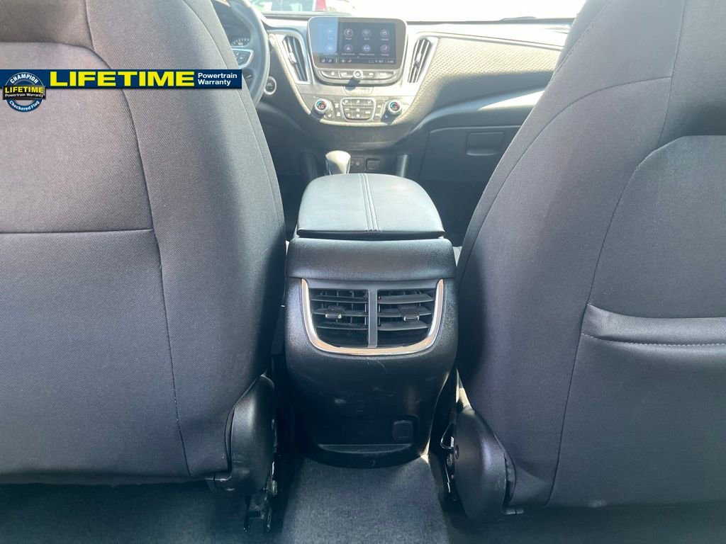 Used 2025 Chevrolet Malibu LT FWD image 26