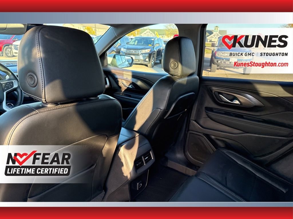 Used 2024 GMC Terrain SLT image 36