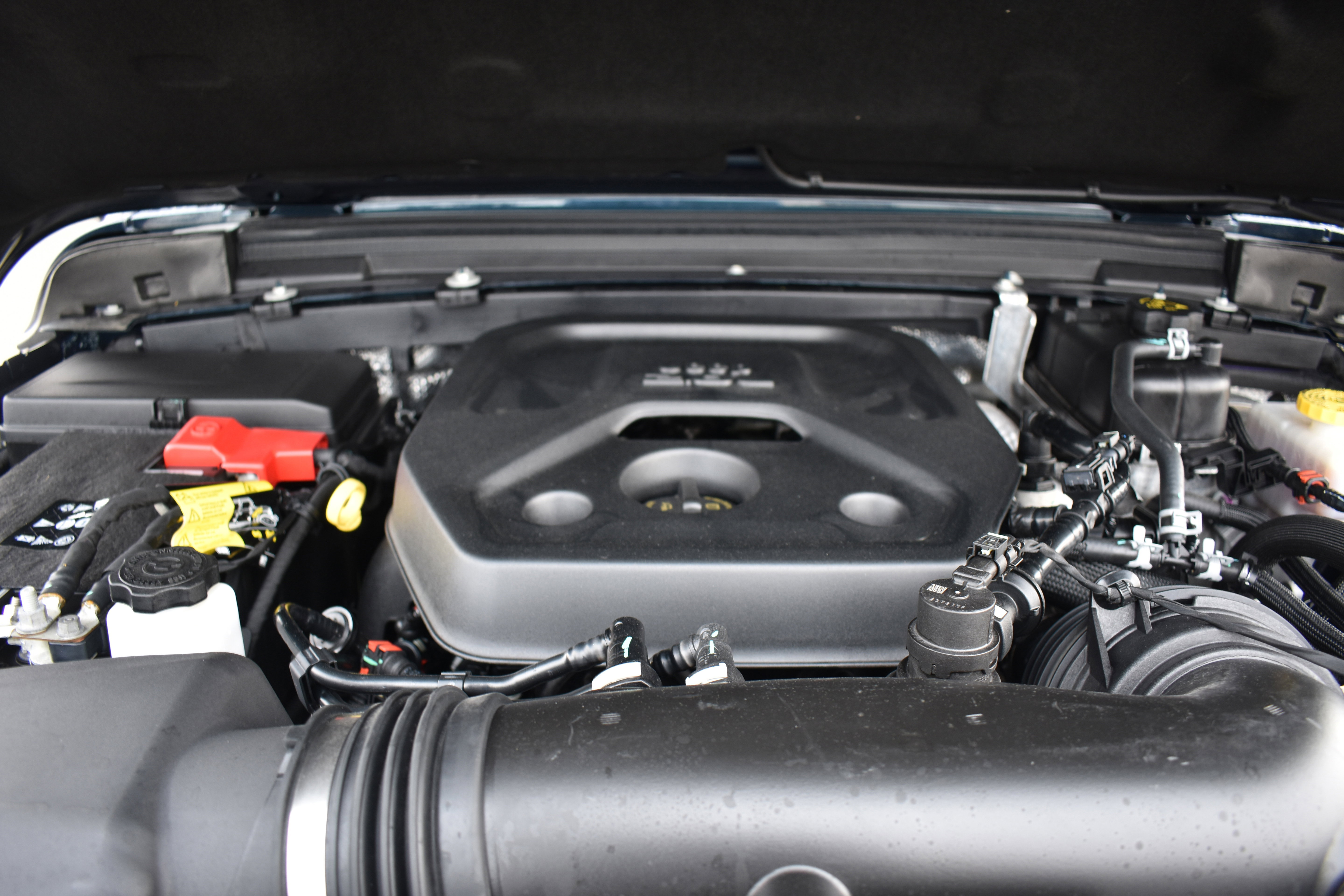 Used 2025 Jeep Wrangler Unlimited Rubicon w/ Safety Group image 36