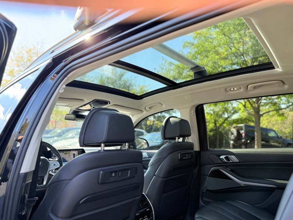 Used 2021 BMW X7 xDrive40i image 24