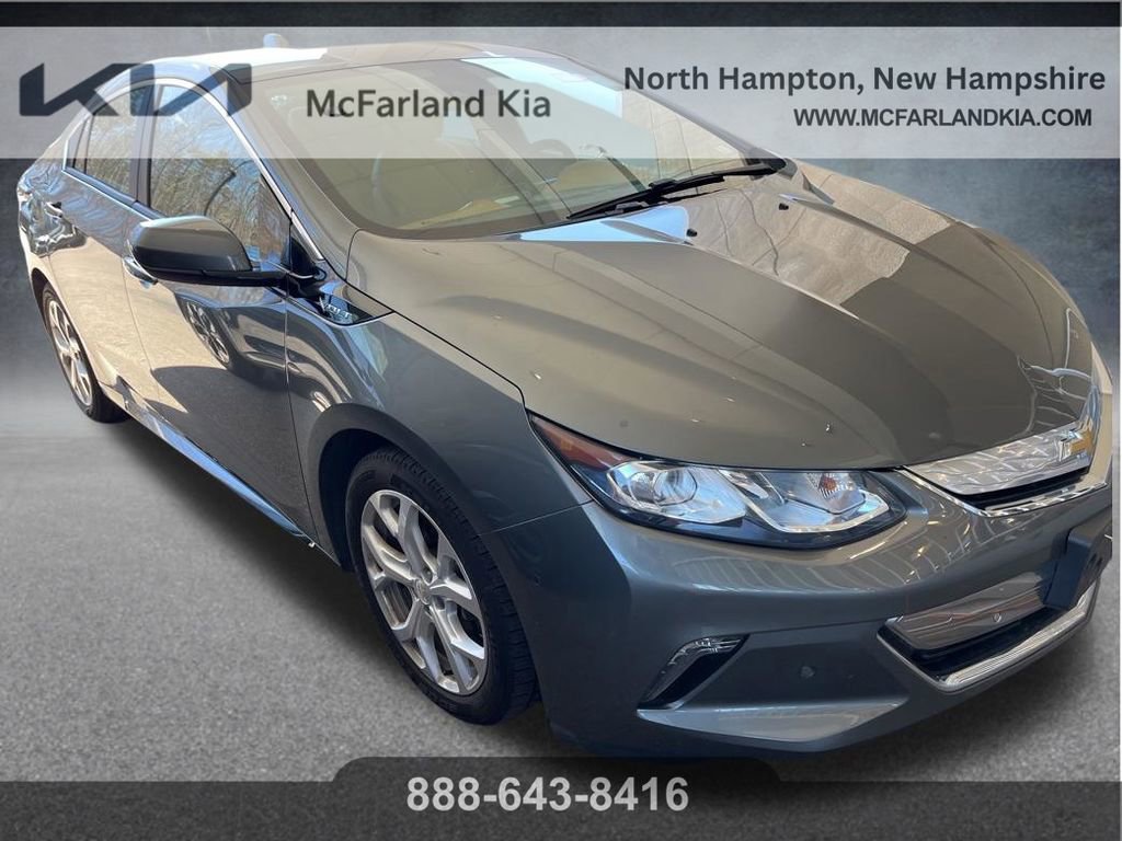 Used 2017 Chevrolet Volt Premier w/ Driver Confidence II Package FWD video 3