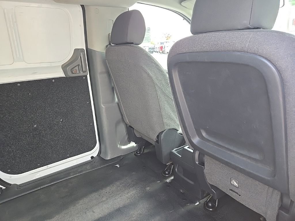 Used 2021 Nissan NV200 S w/ Back Door Glass Package image 26