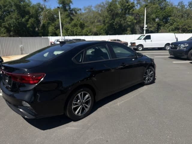 Used 2023 Kia Forte LXS FWD image 13