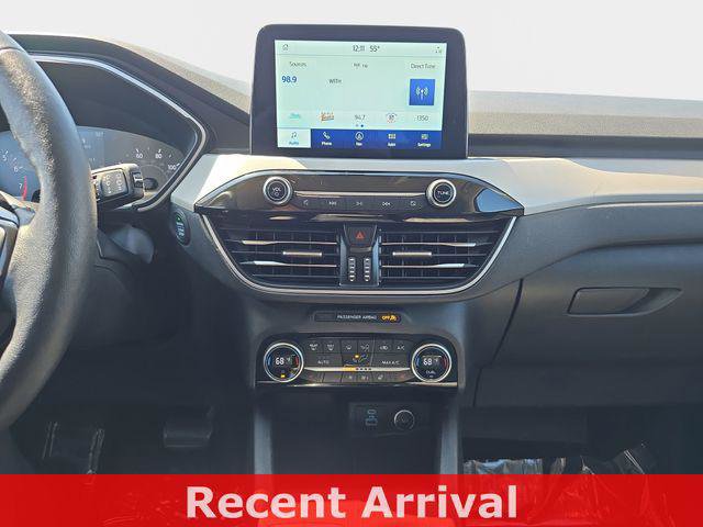 Used 2021 Ford Escape SE w/ SE Sport Appearance Package AWD/4WD image 23