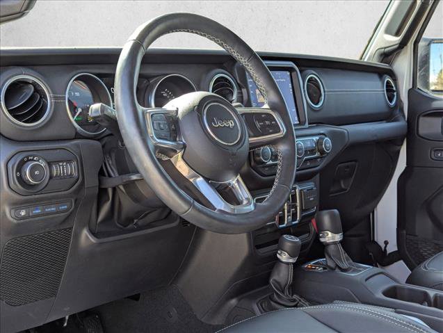 Used 2022 Jeep Wrangler Unlimited Sahara w/ Cold Weather Group AWD/4WD image 10