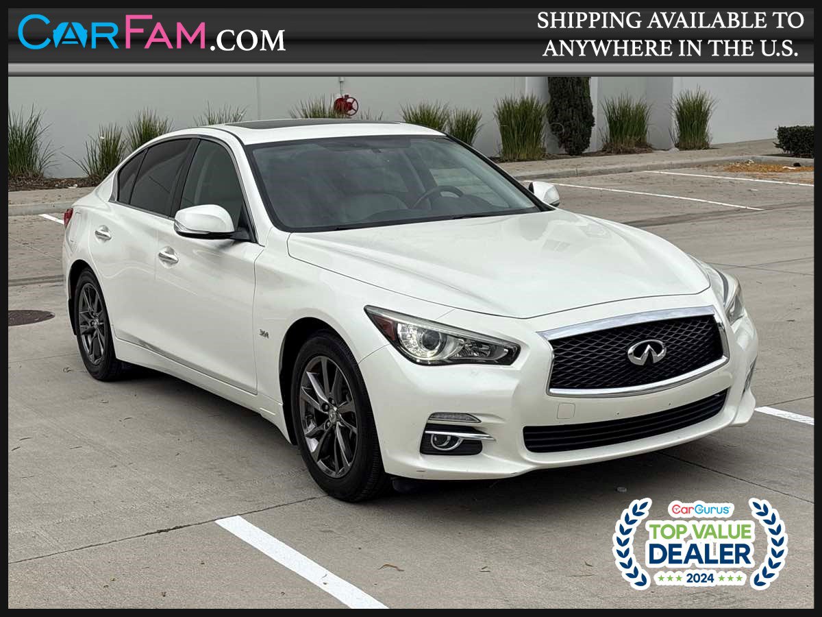 Used 2017 INFINITI Q50 Signature Edition w/ All Weather Package (L93) RWD image 1