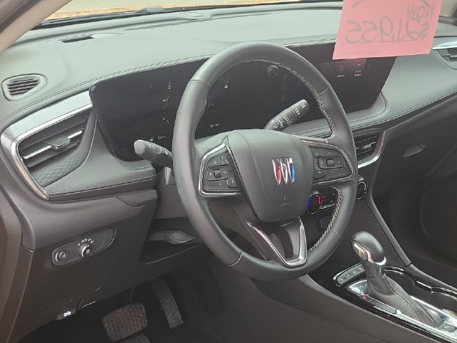 Used 2024 Buick Encore GX Preferred w/ Comfort Package AWD/4WD image 8