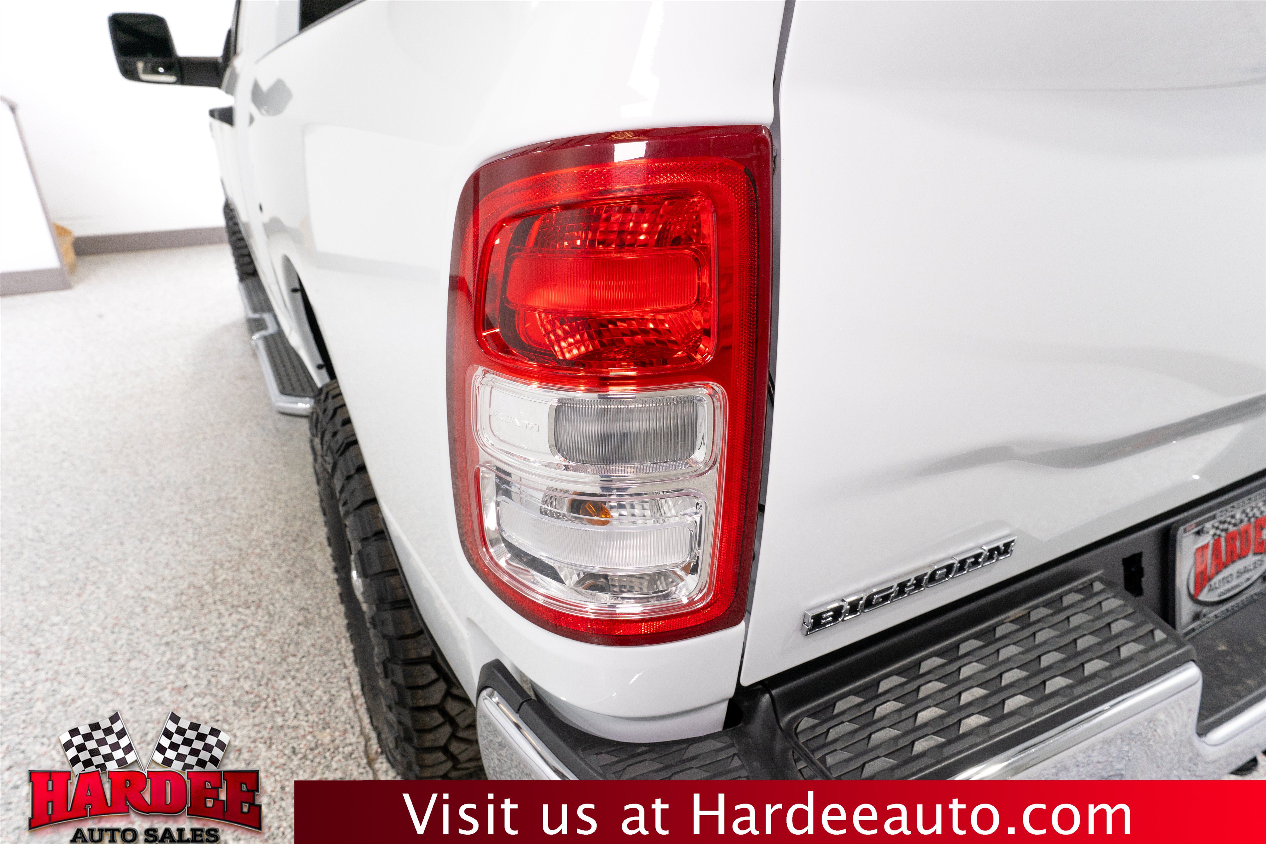 Used 2024 RAM 2500 Big Horn AWD/4WD image 9