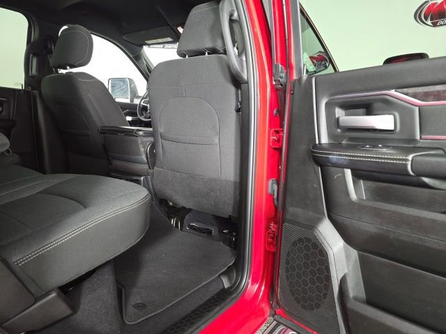 Used 2024 RAM 2500 Big Horn w/ Sport Appearance Package image 26
