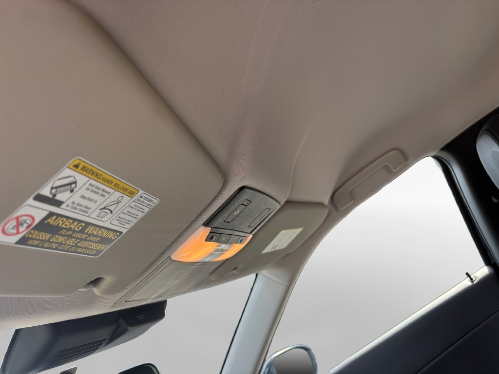 Used 2022 Mitsubishi Outlander SE AWD/4WD image 23