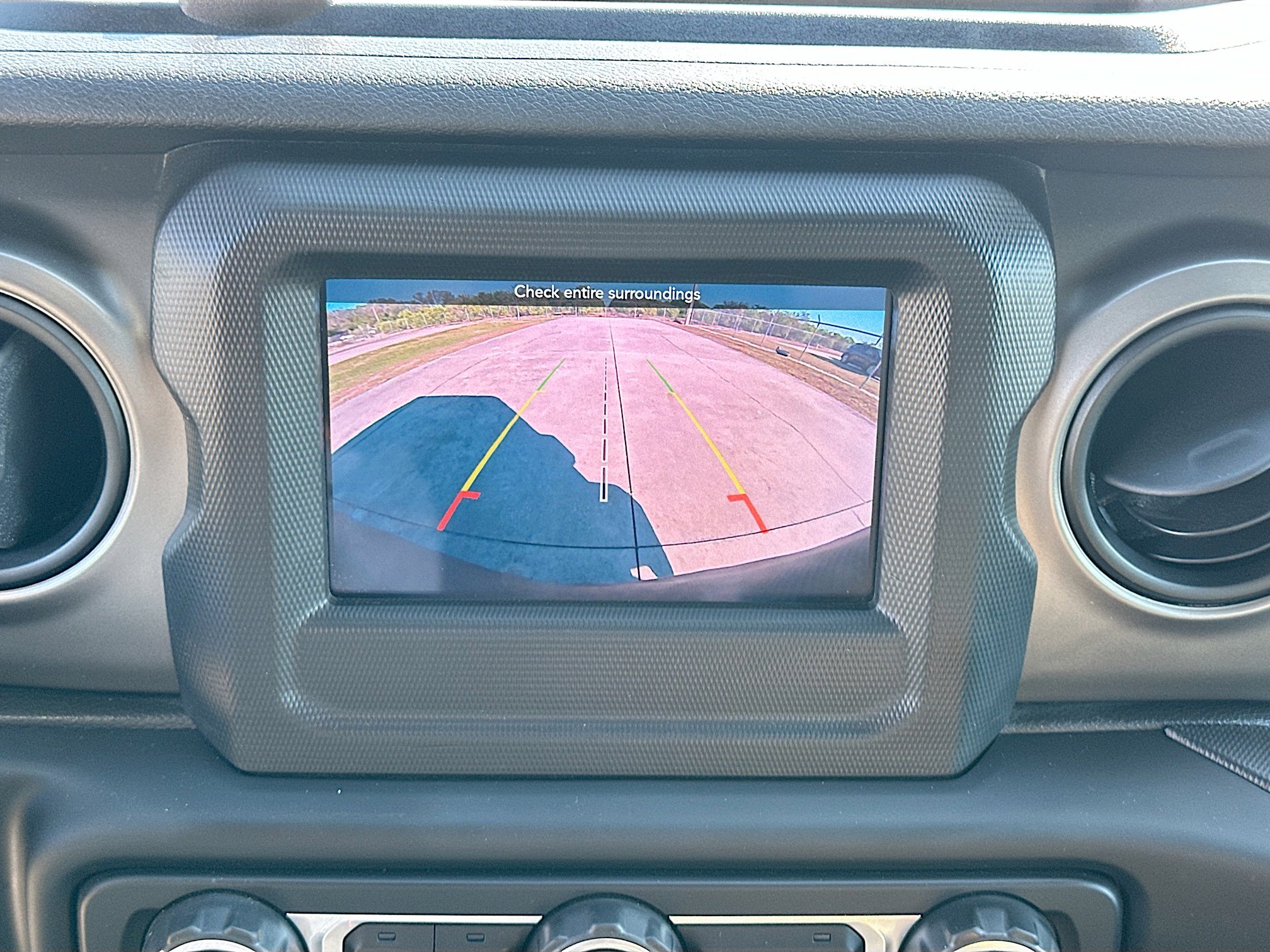 Used 2019 Jeep Wrangler Sport image 13