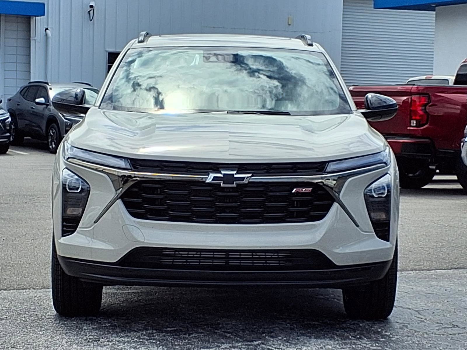 New 2026 Chevrolet Trax RS w/ Sunroof Package FWD image 2