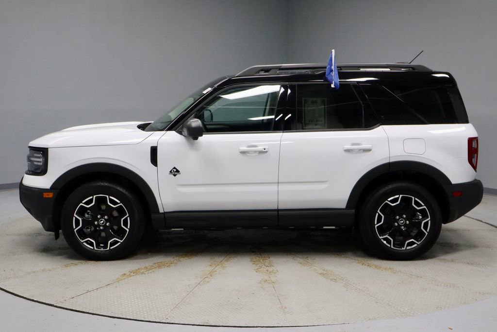 Certified 2025 Ford Bronco Sport Outer Banks w/ Outer Banks Tech Package+ image 9