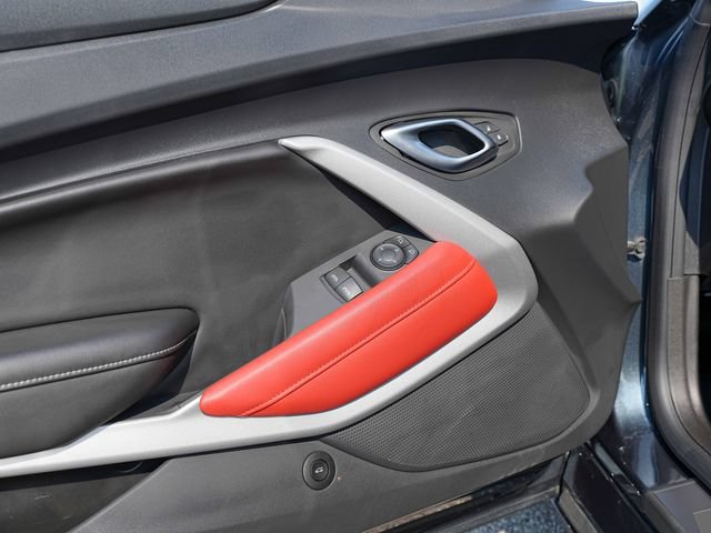 Used 2022 Chevrolet Camaro SS RWD image 25