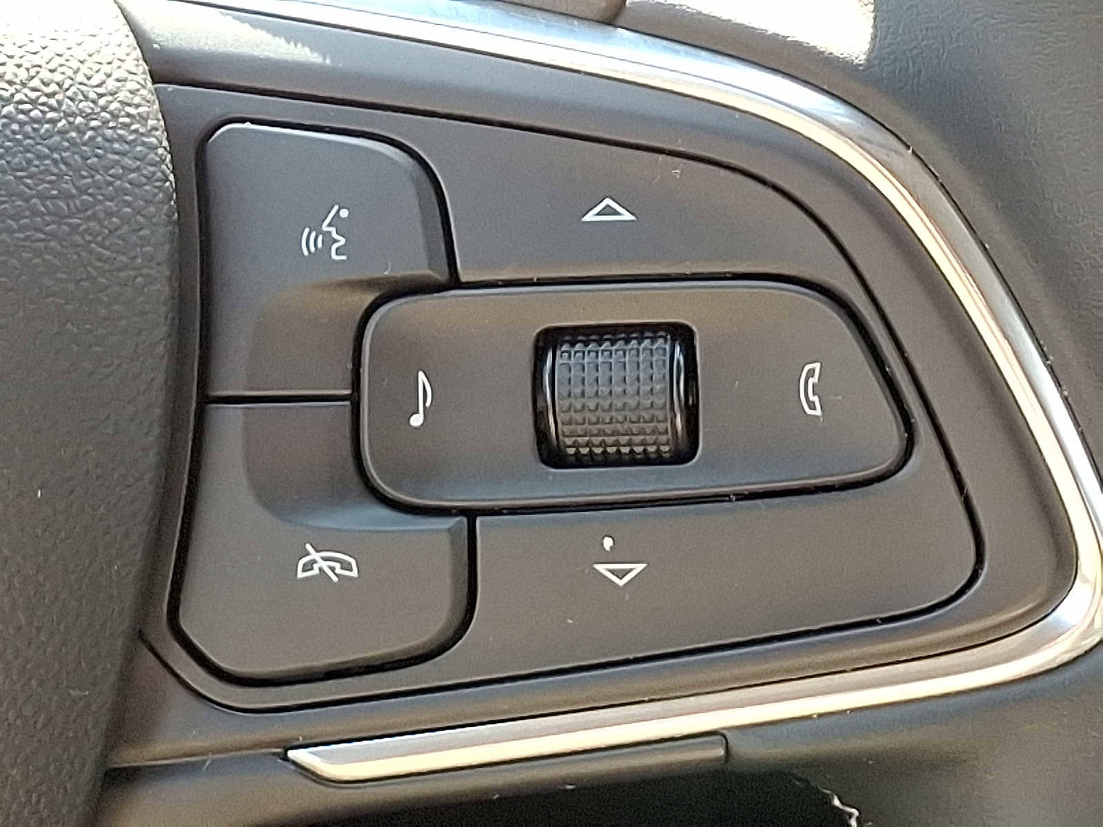 Certified 2024 Buick Encore GX Avenir w/ Avenir Convenience Package image 22