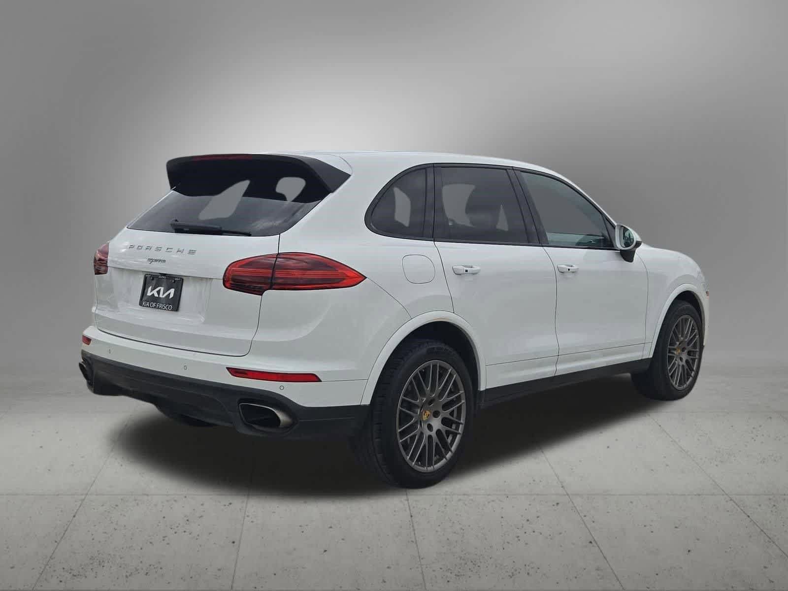 Used 2017 Porsche Cayenne image 6