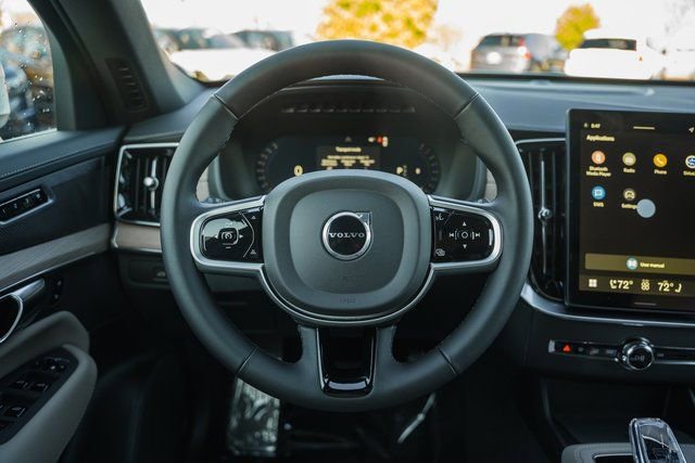 New 2026 Volvo XC90 B6 Plus image 28