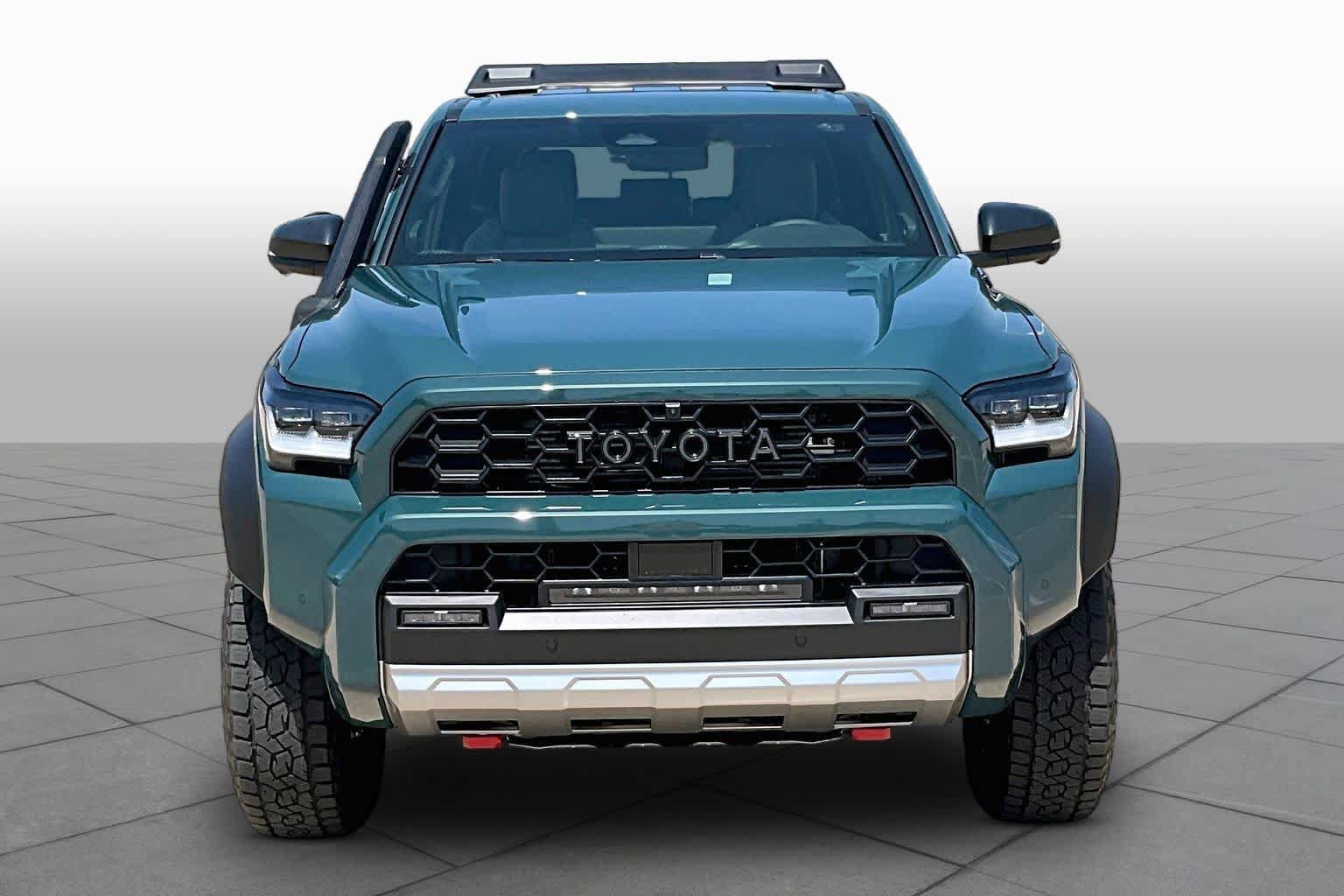 New 2026 Toyota 4Runner Trailhunter AWD/4WD image 3