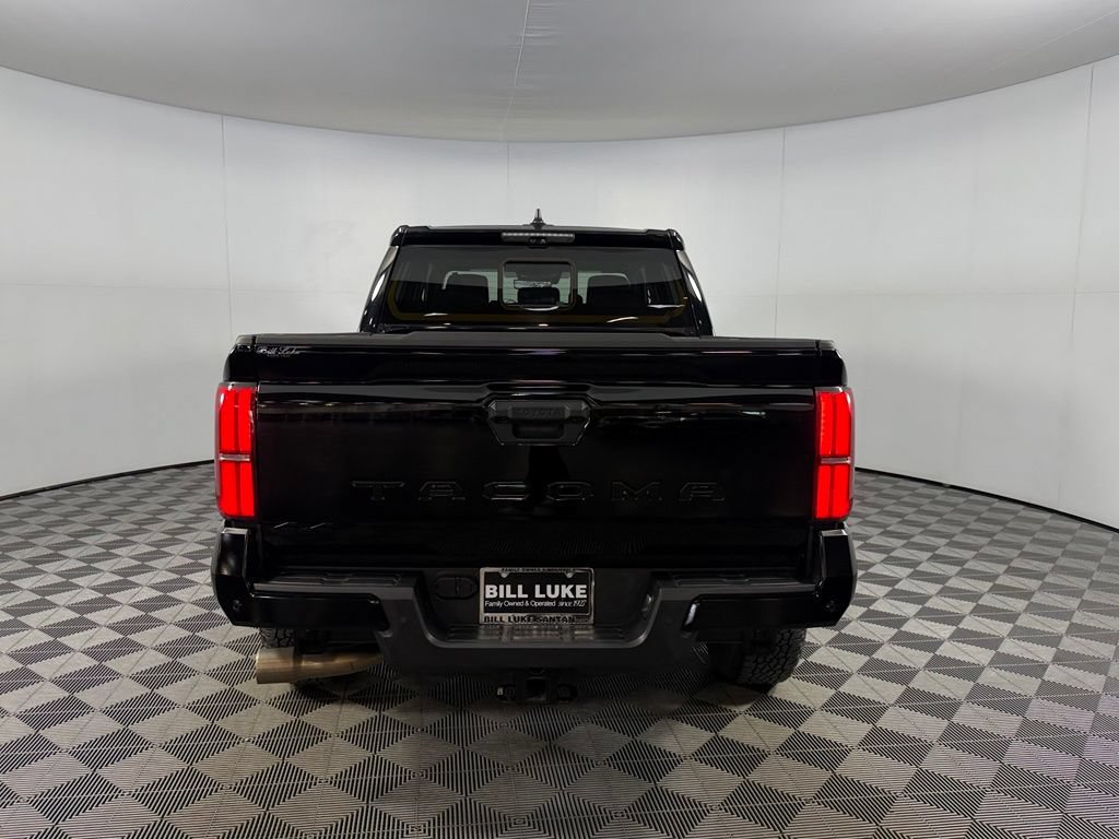 Used 2024 Toyota Tacoma TRD Off-Road w/ TRD Off Road Premium Package AWD/4WD image 9