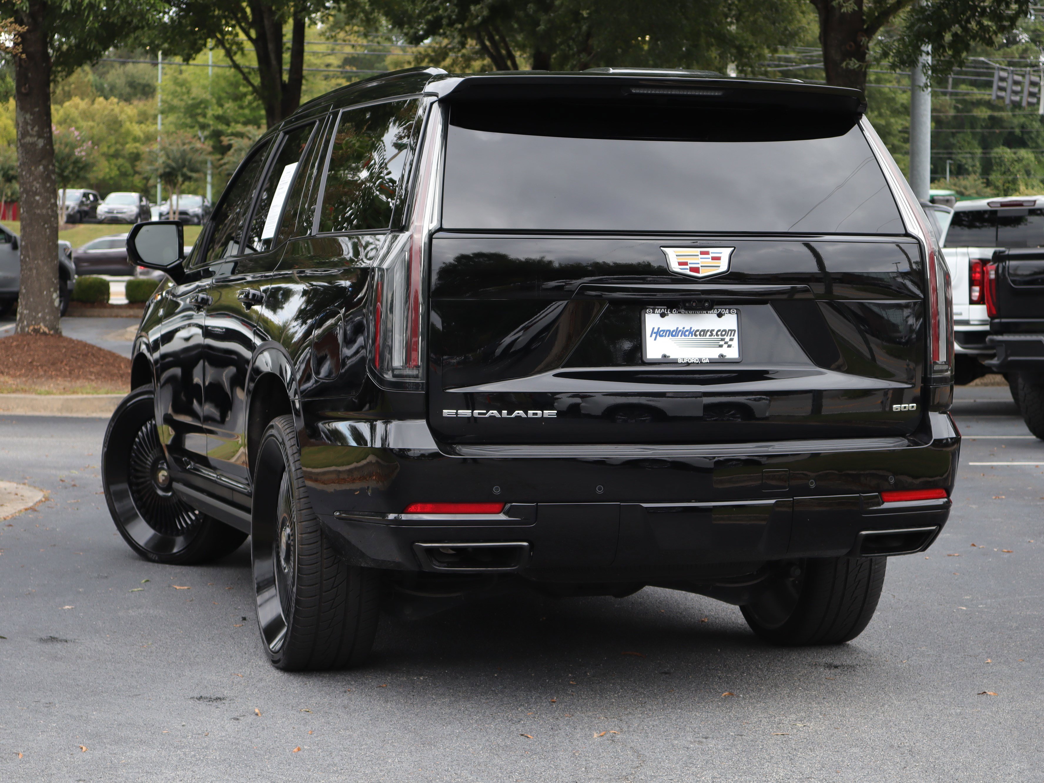 Used 2025 Cadillac Escalade Sport Platinum video 3