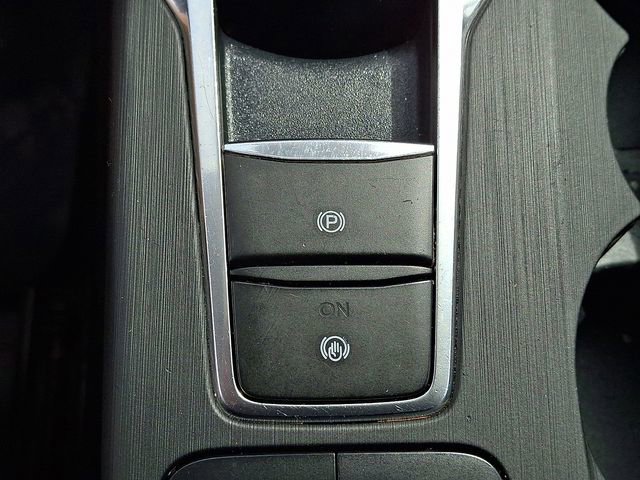 Used 2020 Ford Escape SE image 23