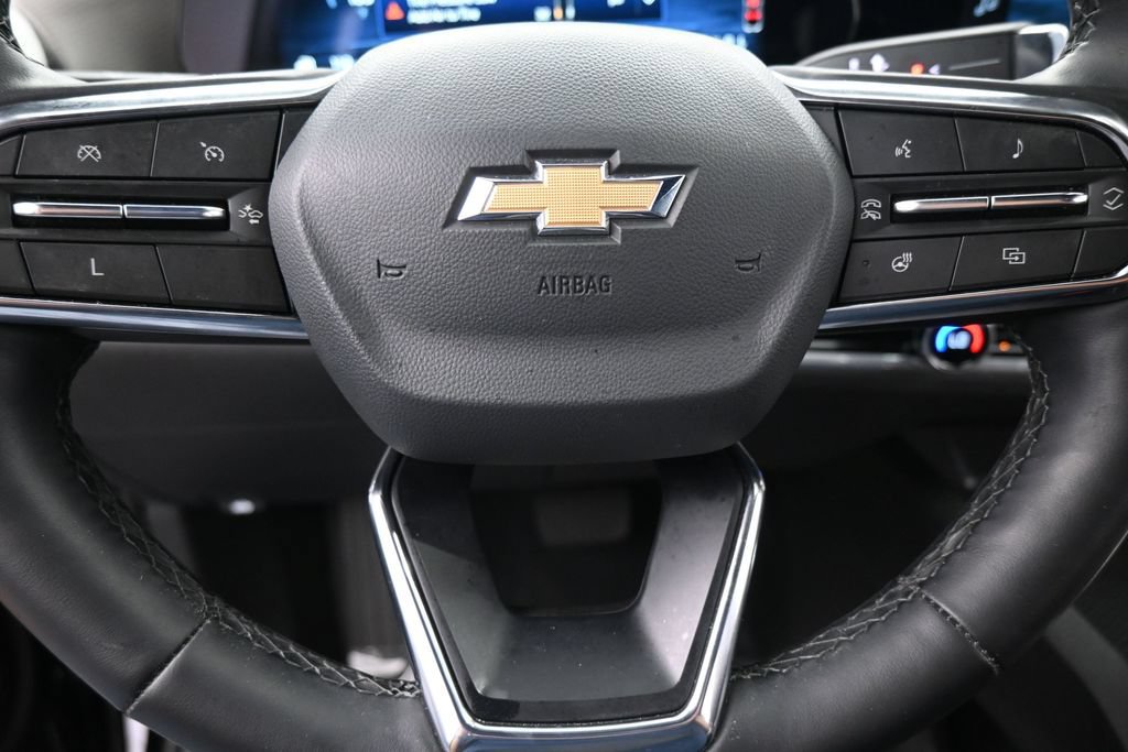 Used 2025 Chevrolet Equinox LT w/ Convenience Package II FWD image 41