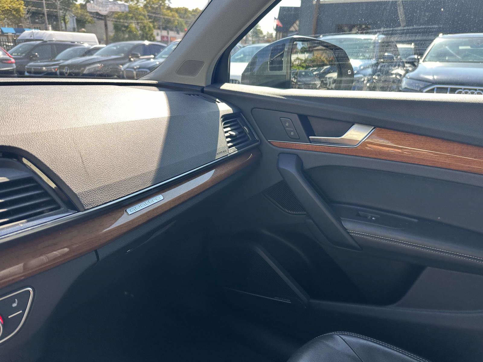 Used 2023 Audi Q5 2.0T Premium Plus image 32