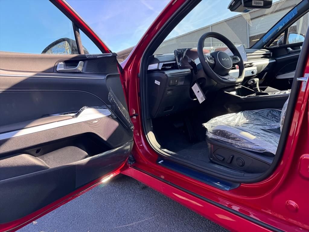 New 2026 Kia K5 GT-Line image 10