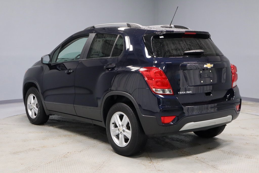 Used 2022 Chevrolet Trax LT w/ Premium Seat Package image 9