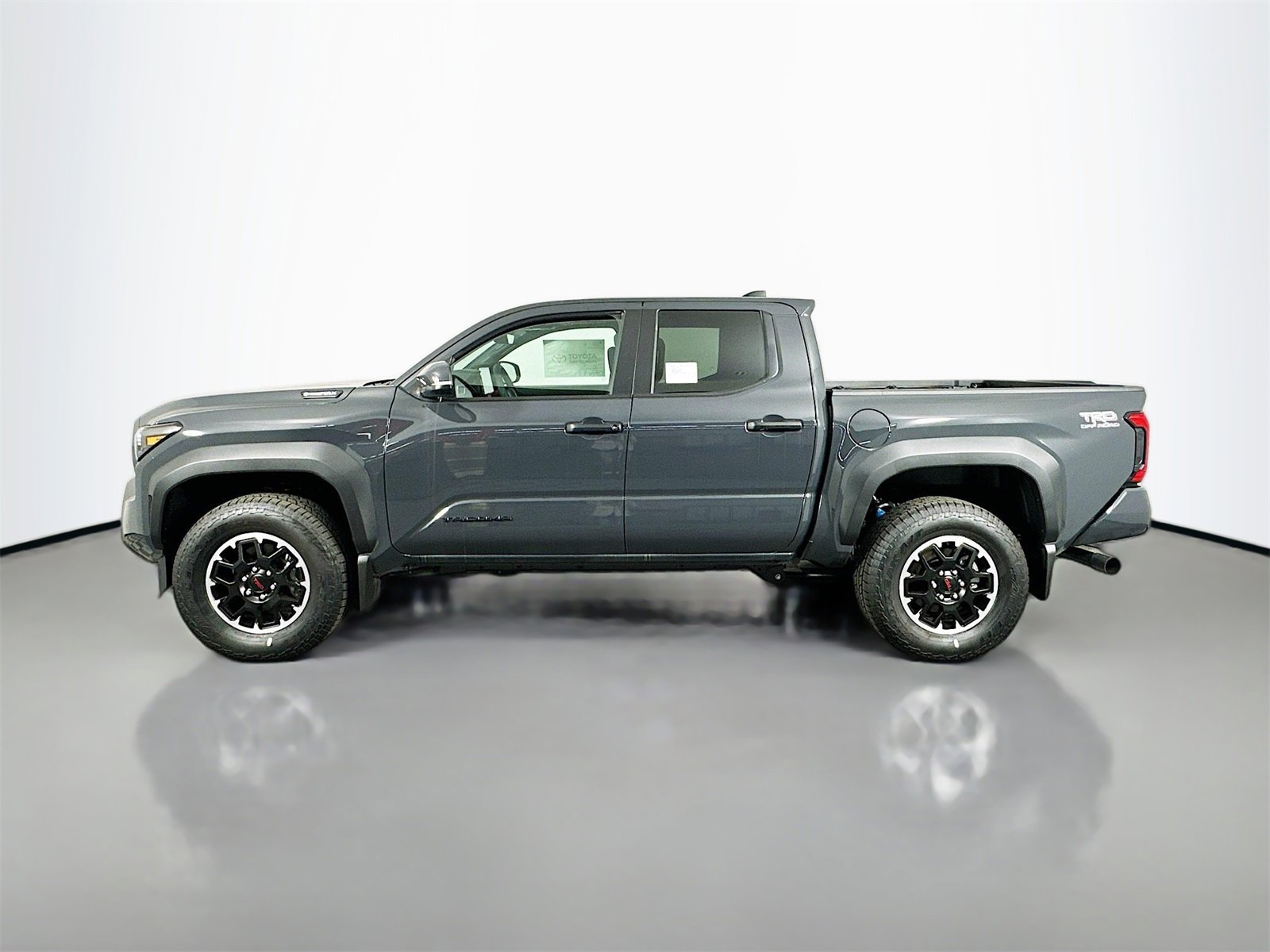 New 2025 Toyota Tacoma TRD Off-Road image 4