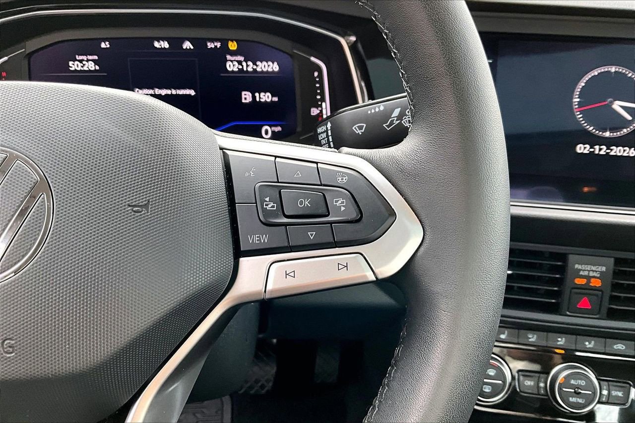 Used 2022 Volkswagen Jetta SEL image 31