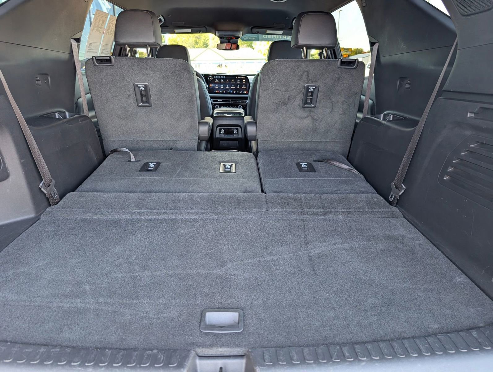 Certified 2025 Chevrolet Traverse LT image 33