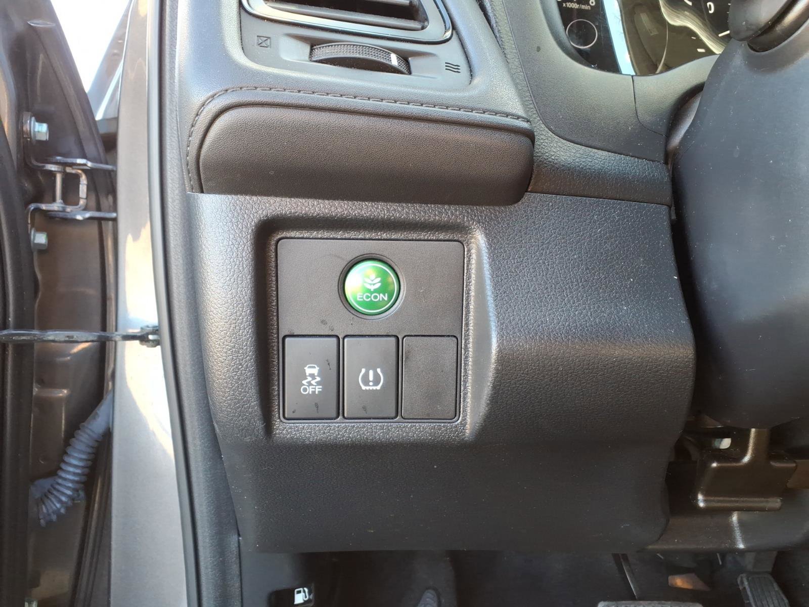 Used 2022 Honda HR-V LX image 14