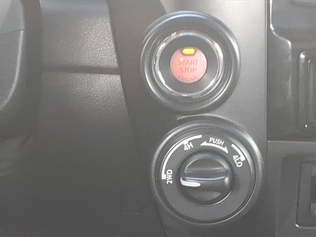 Used 2024 Nissan Titan PRO-4X w/ Pro-4x Convenience Package image 28