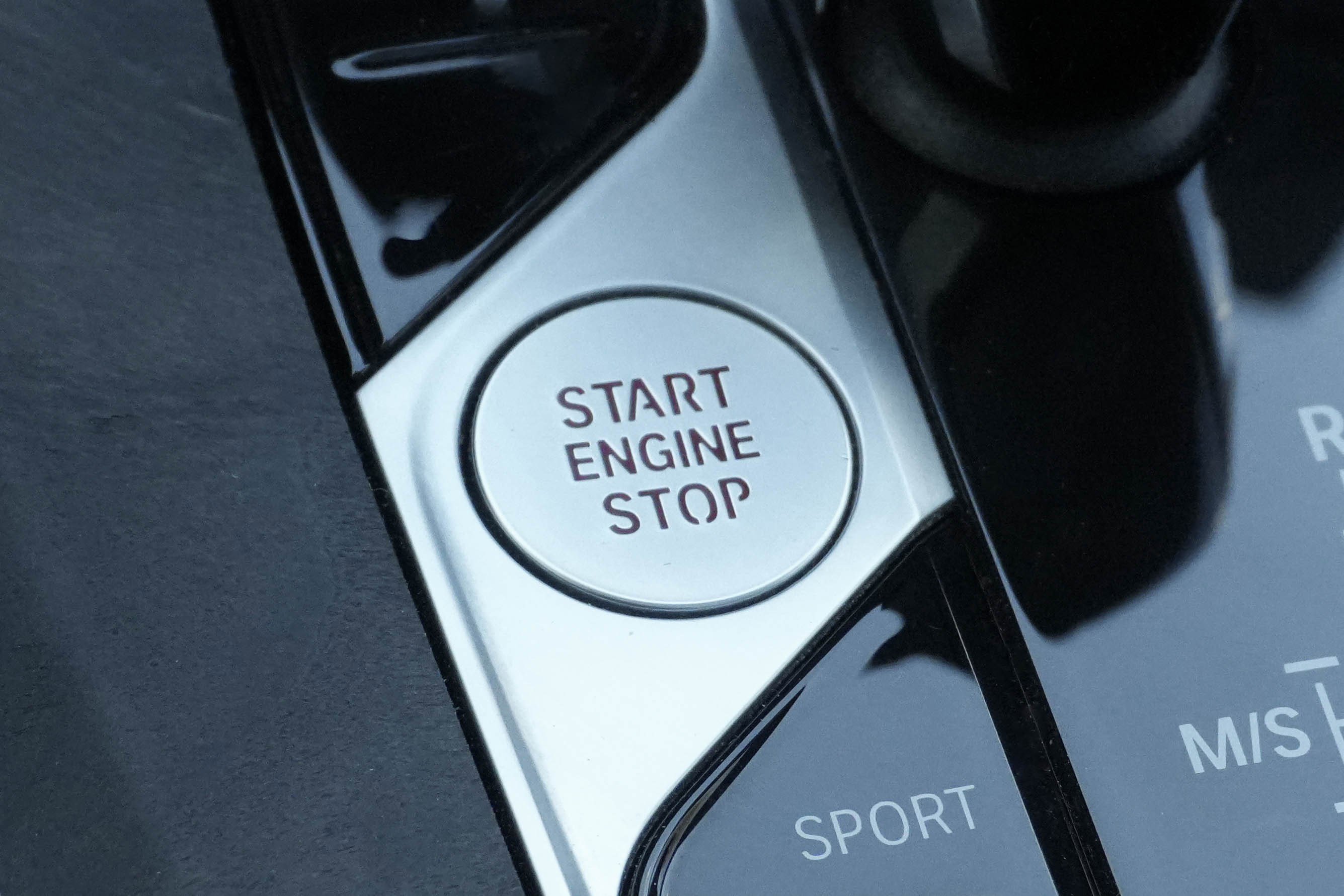 Used 2022 BMW X5 xDrive40i w/ M Sport Package image 27