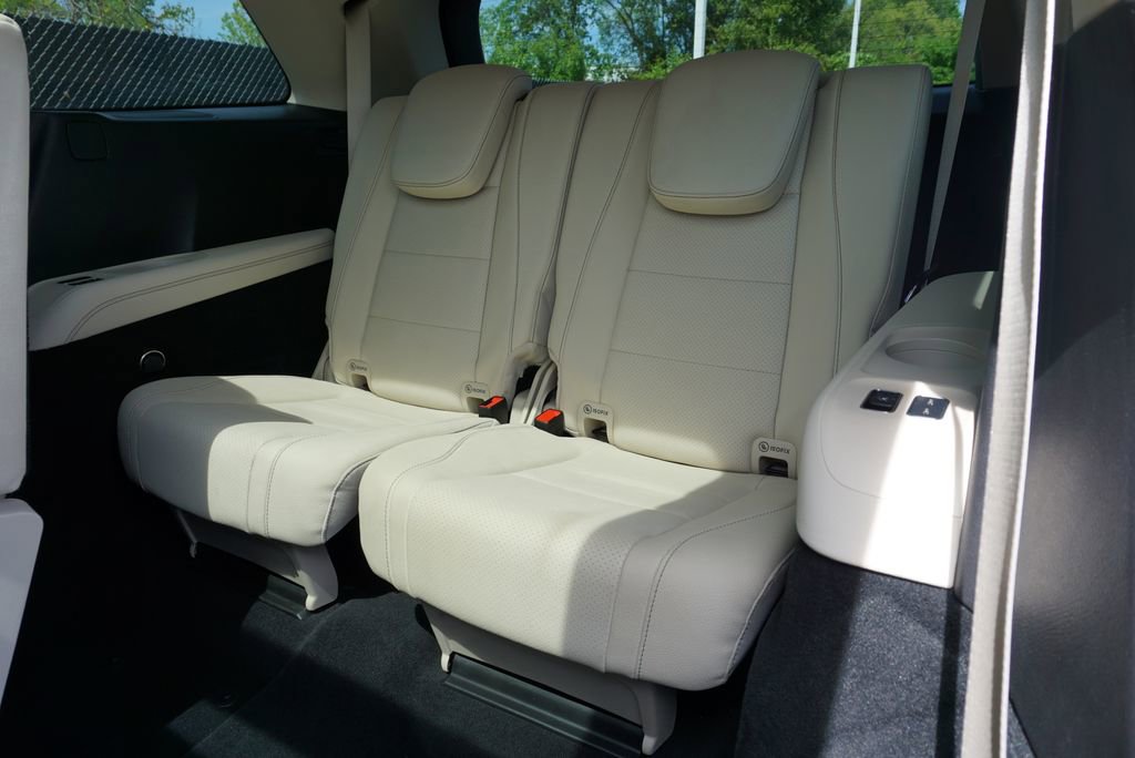 Used 2022 Mercedes-Benz GLS 450 4MATIC image 42