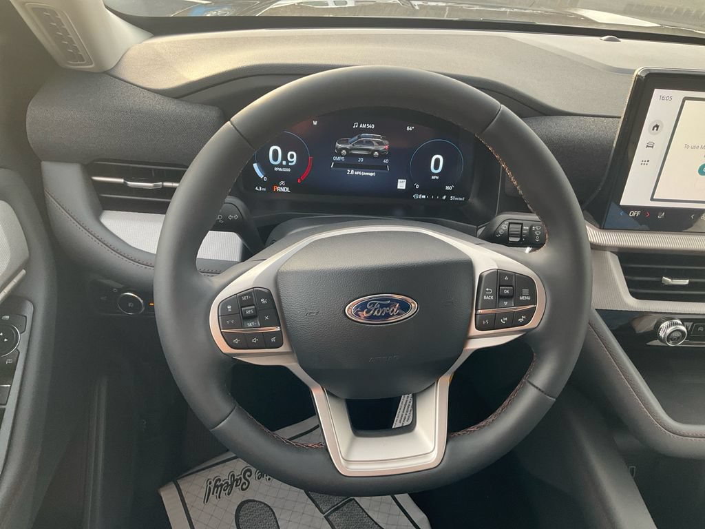 New 2026 Ford Explorer Active w/ Active Comfort Package RWD image 21