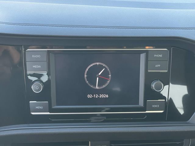 Used 2024 Volkswagen Jetta SE image 10