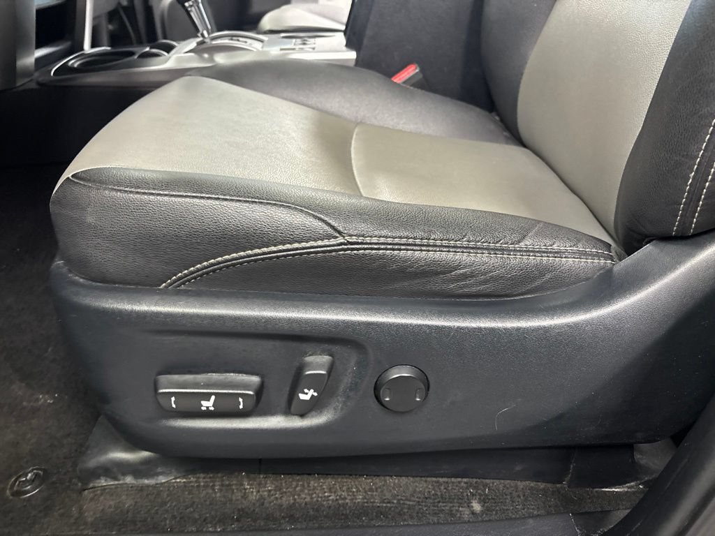 Used 2018 Toyota 4Runner SR5 Premium RWD image 24