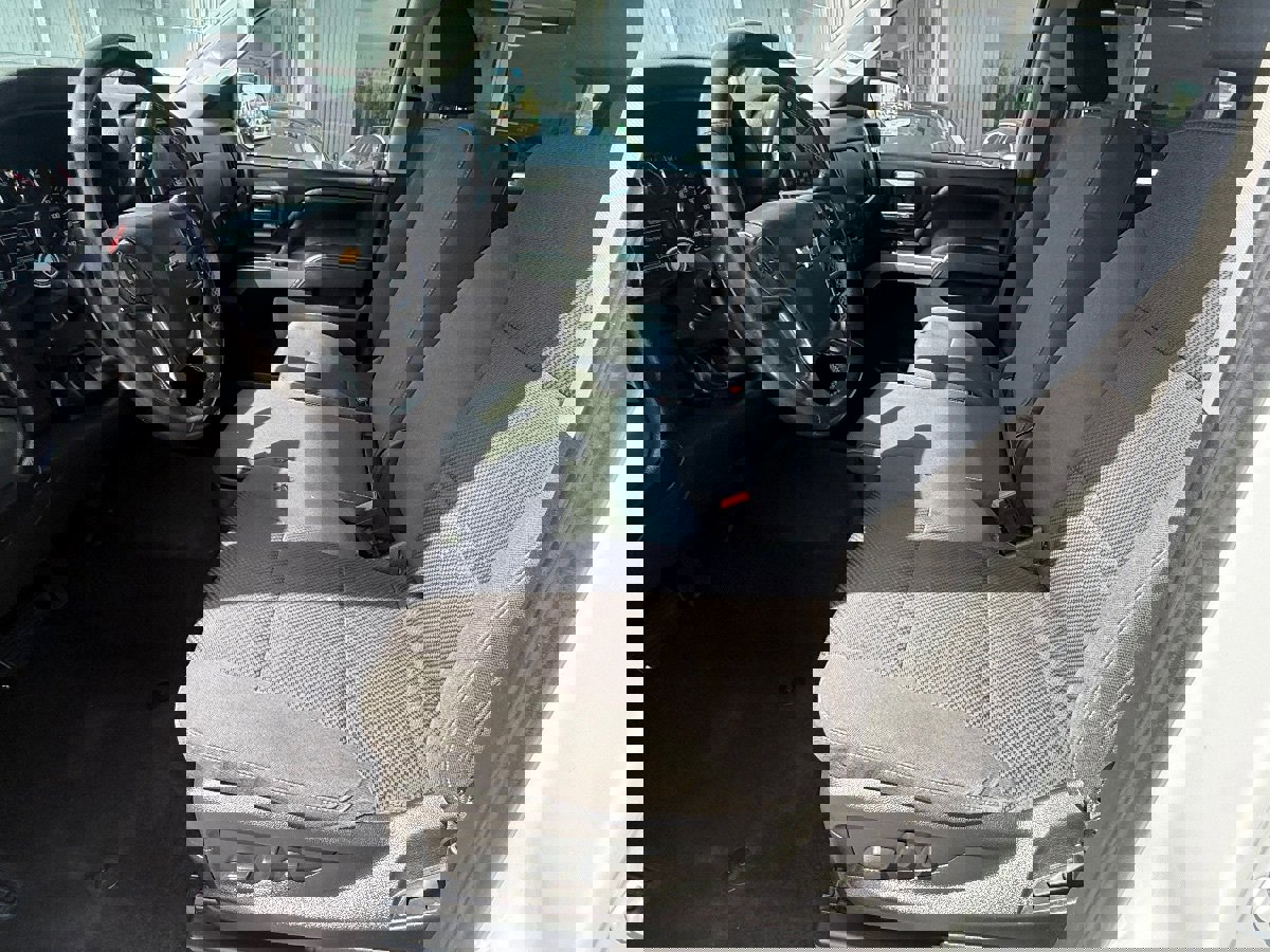 Used 2018 Chevrolet Silverado 1500 LT w/ LT Eassist Package image 11