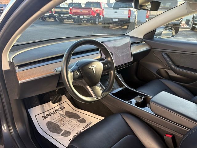 Used 2018 Tesla Model 3 Long Range image 3