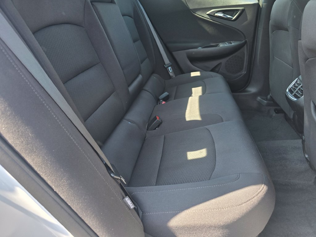 Used 2024 Chevrolet Malibu LT FWD image 17